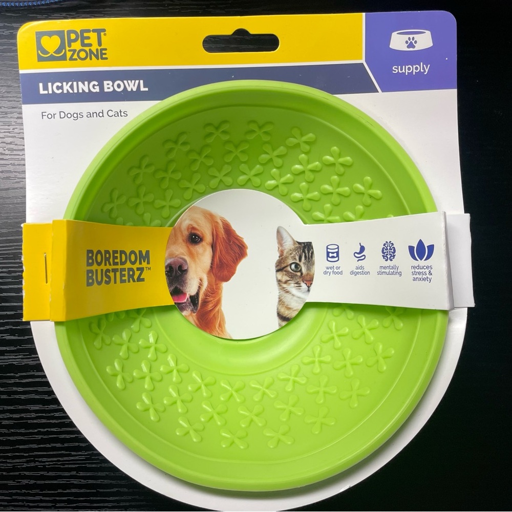 Pet Zone Boredom Busterz Licking Bowl - Green